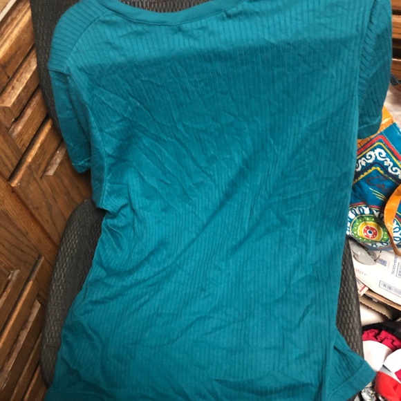 Partners by Mervyn’s Ribbed Tee- 524 *tee deal. $9 or 🦋 - Picture 3 of 3